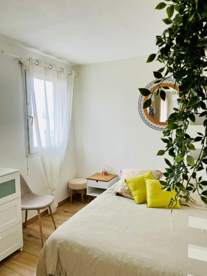 Studio Cosy Avec Terrasse Et Garage Saint-Laurent Du Var Limitrophe Nice المظهر الخارجي الصورة